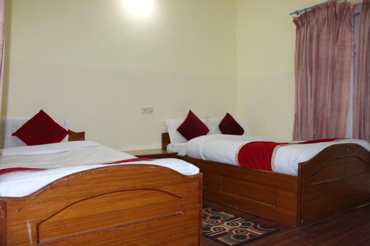 Hotel Snow Leopard Pokhara Exterior photo